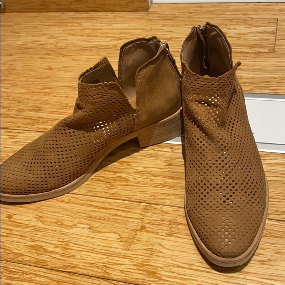 Dolce Vita genuine suede booties